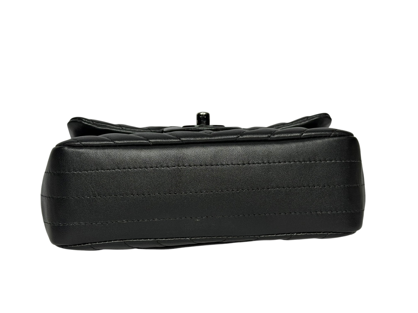 Chanel So Black Chevron Mini T5914