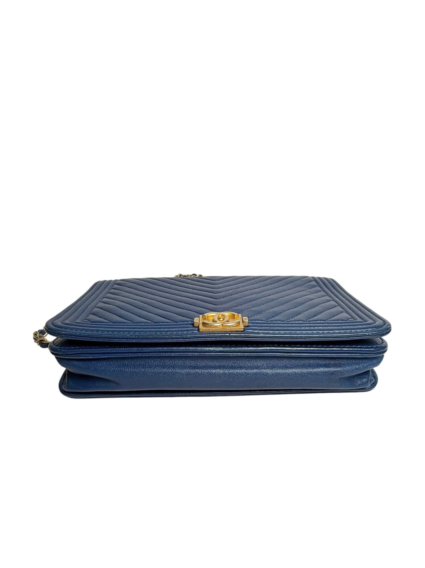 Chanel Blue Chevron Boy Wallet On Chain T7425