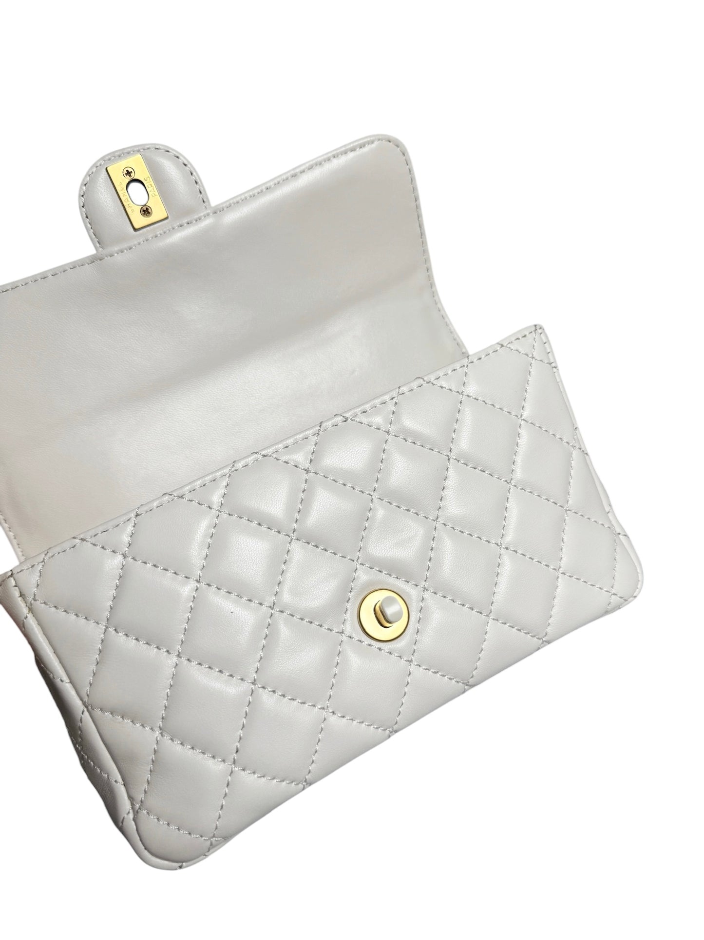 Chanel Small White Resin Chain Flap T8439