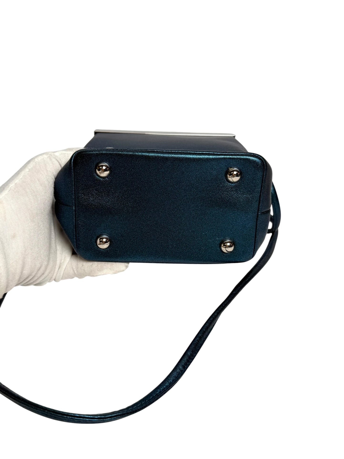 Chanel Blue Metallic Vanity Crossbody T5531