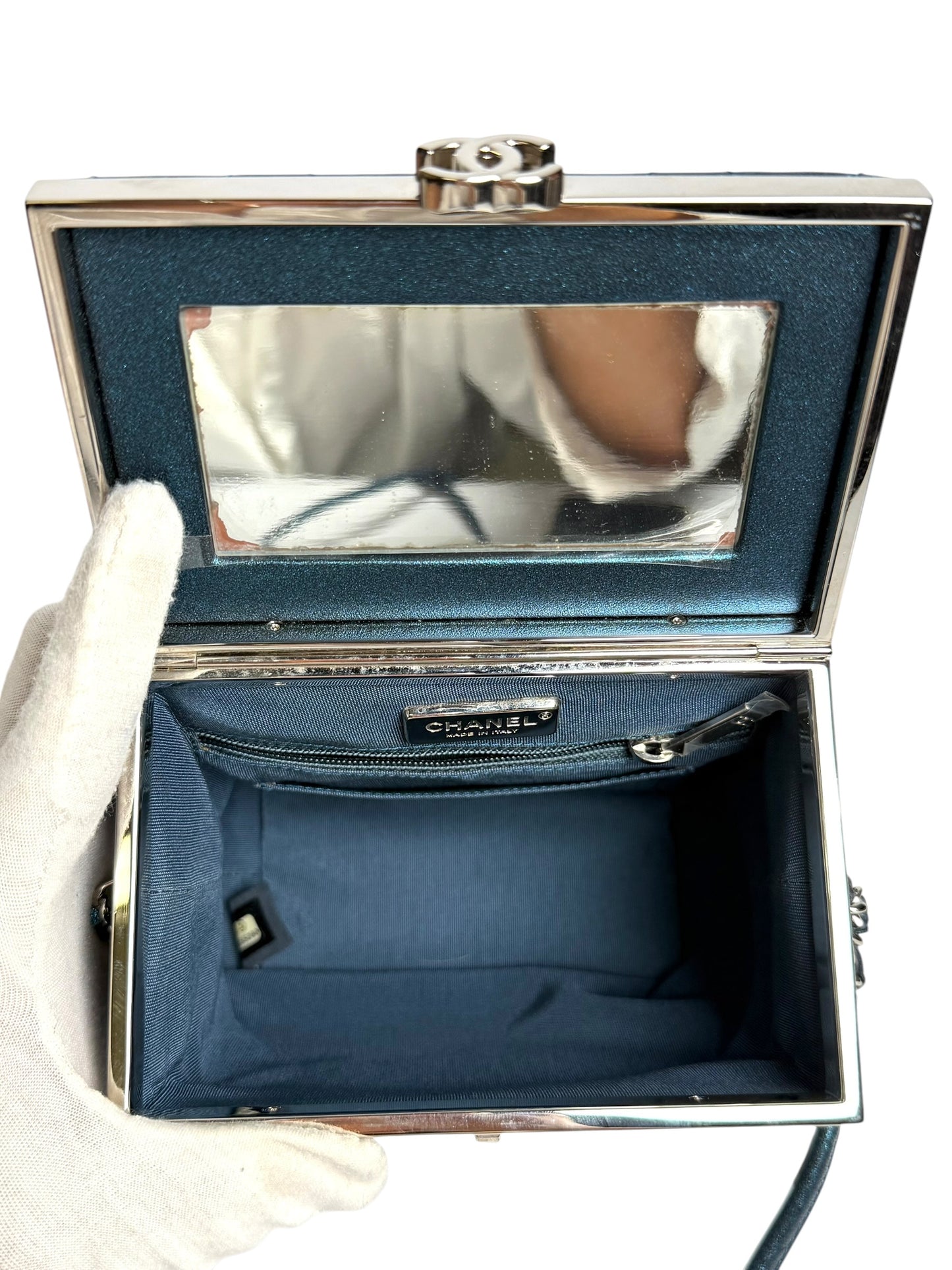 Chanel Blue Metallic Vanity Crossbody T5531