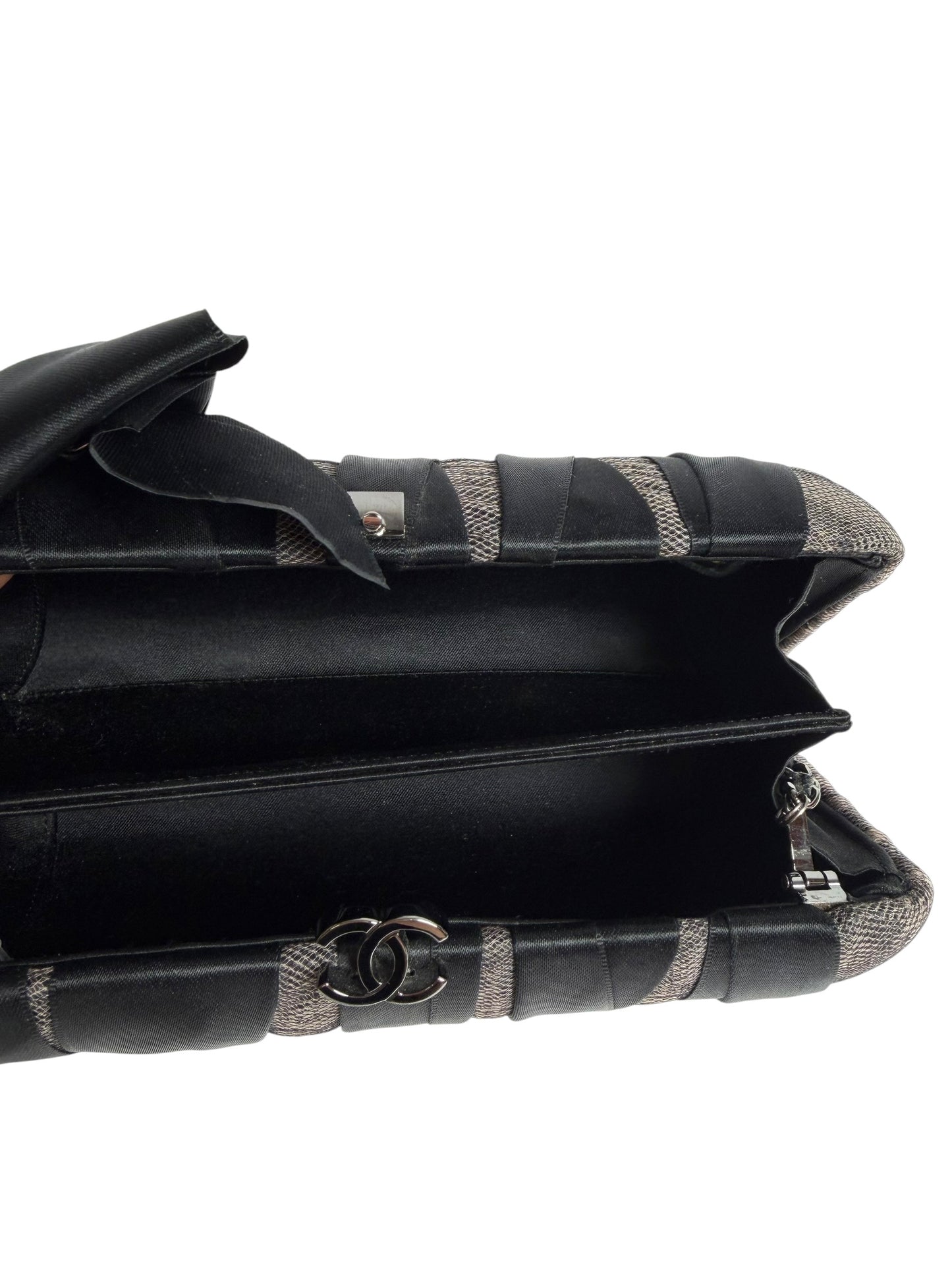 Chanel Black Satin Bow Mesh Shoulder Bag T3180