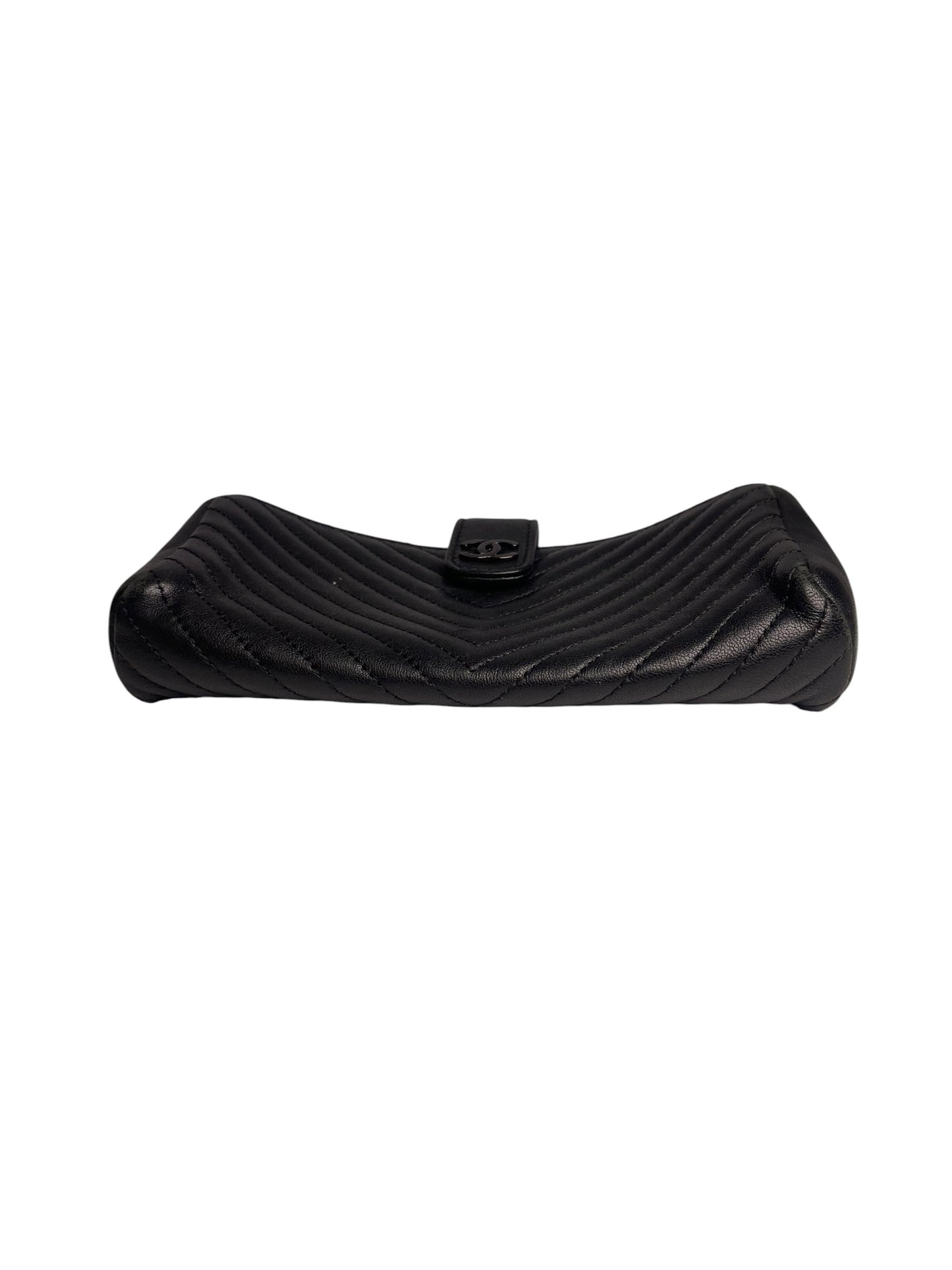 Chanel Black Chevron V-Stitch Leather Mobile Pouch T8537