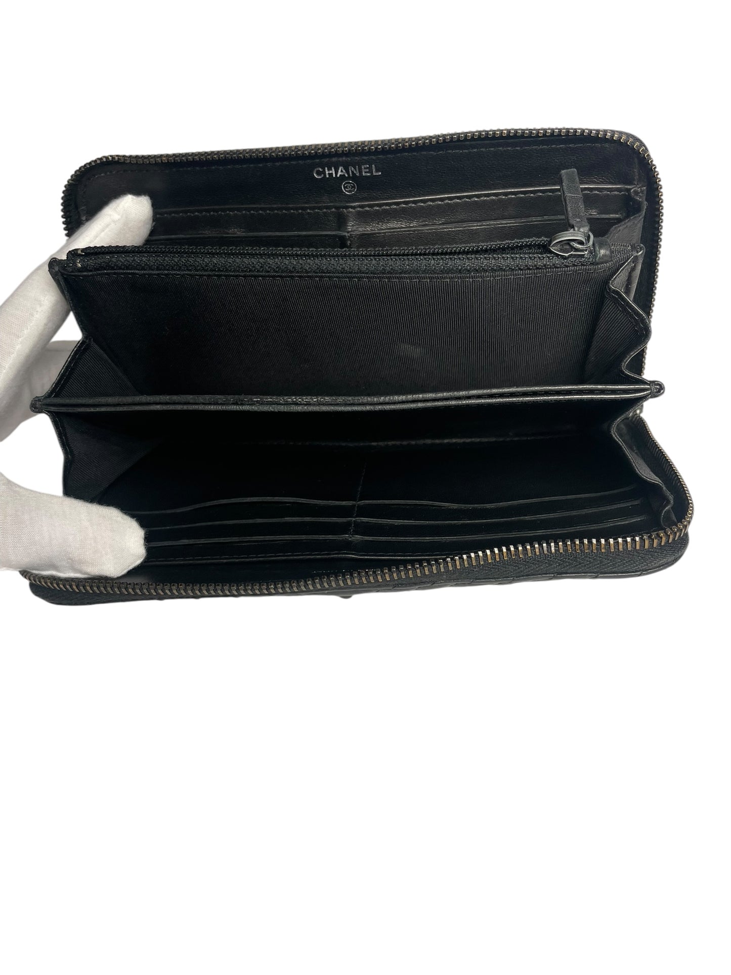 Chanel 2016 So Black Continental Wallet T8535