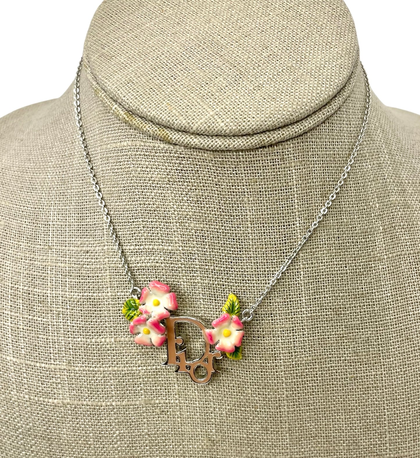 Dior Enamel Flower Necklace Silver T3569