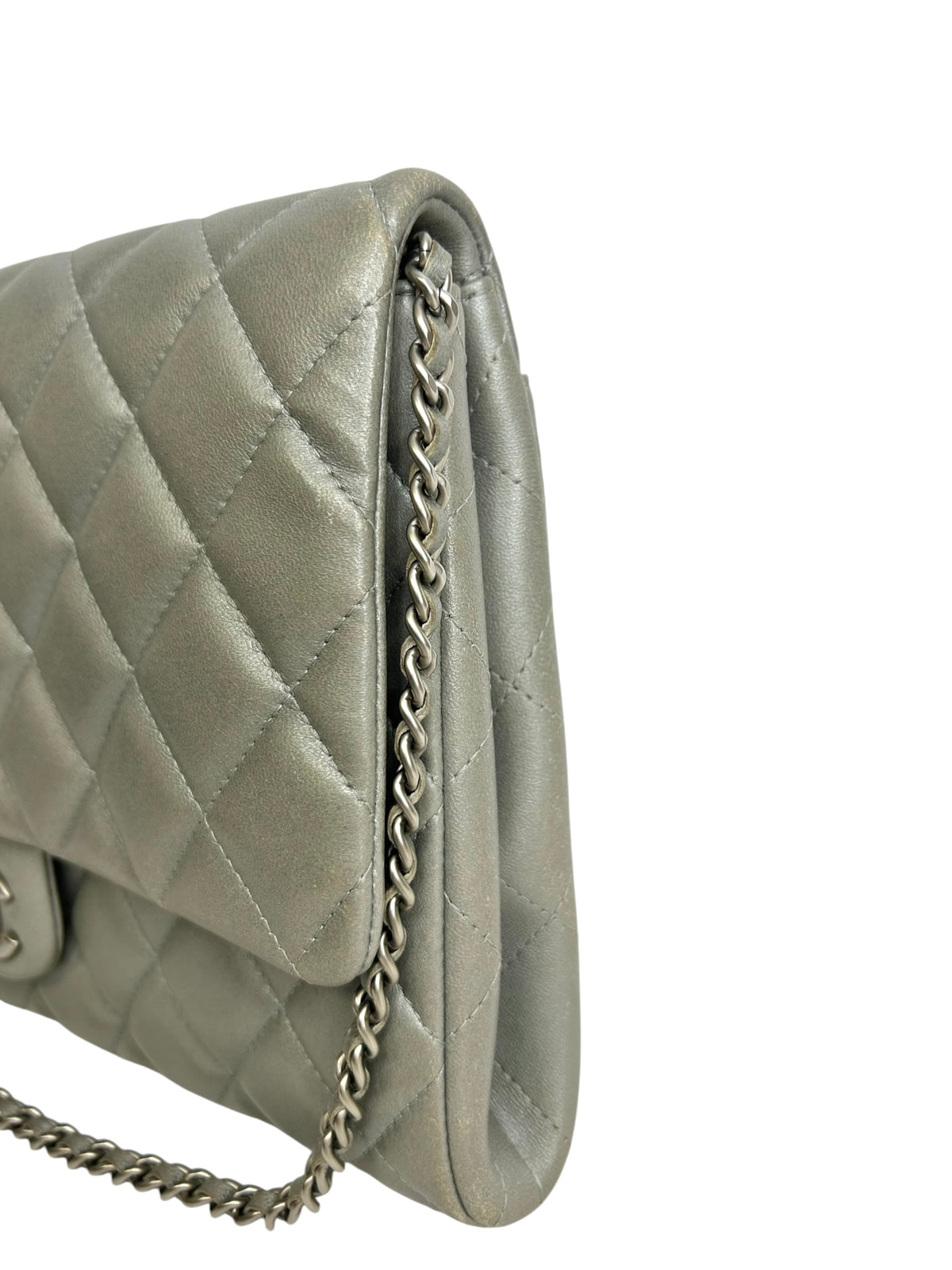 Chanel Silver Quilted Clutch On Chain T9217