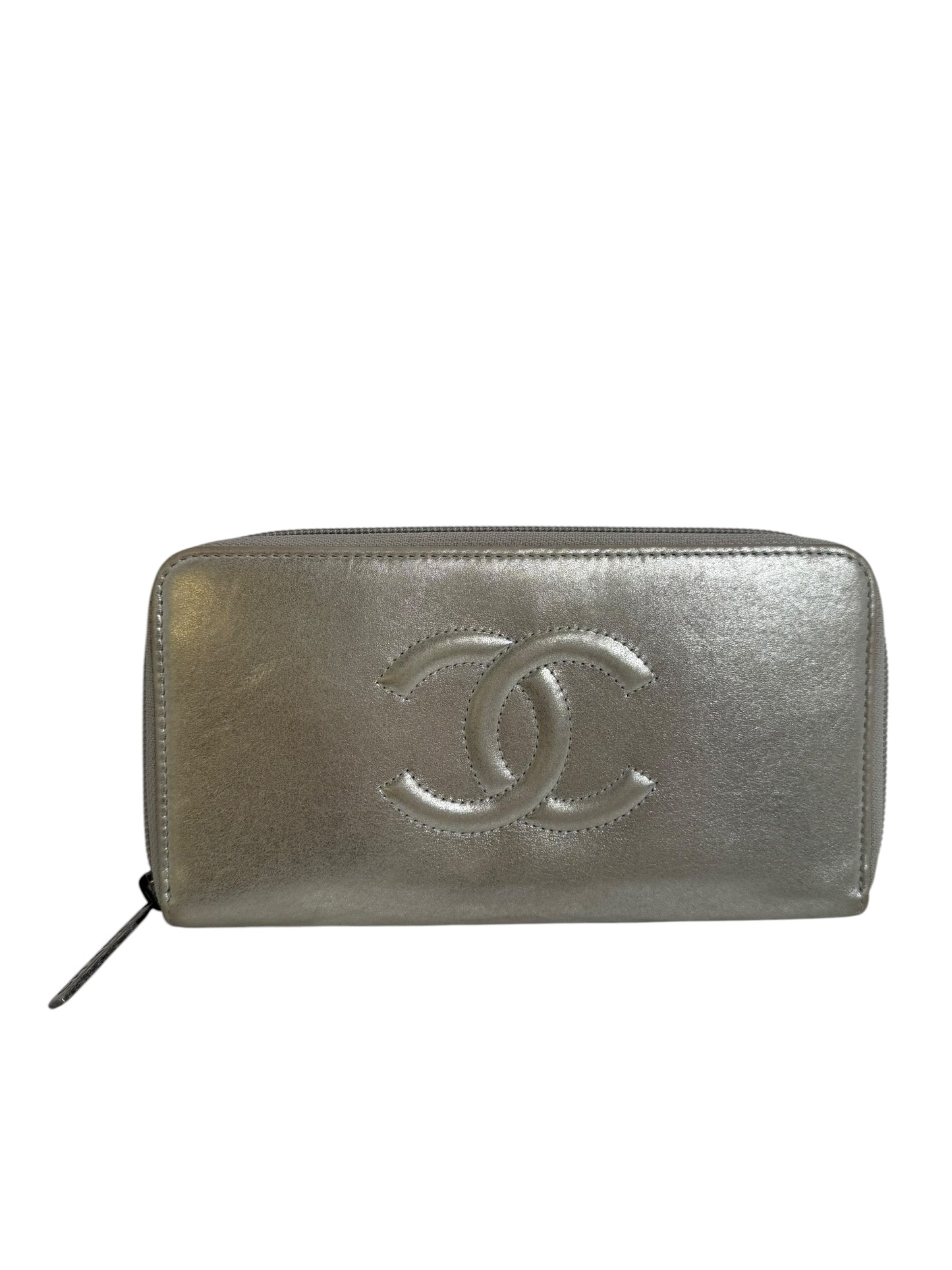 Chanel Silver Logo Zip Wallet T6559