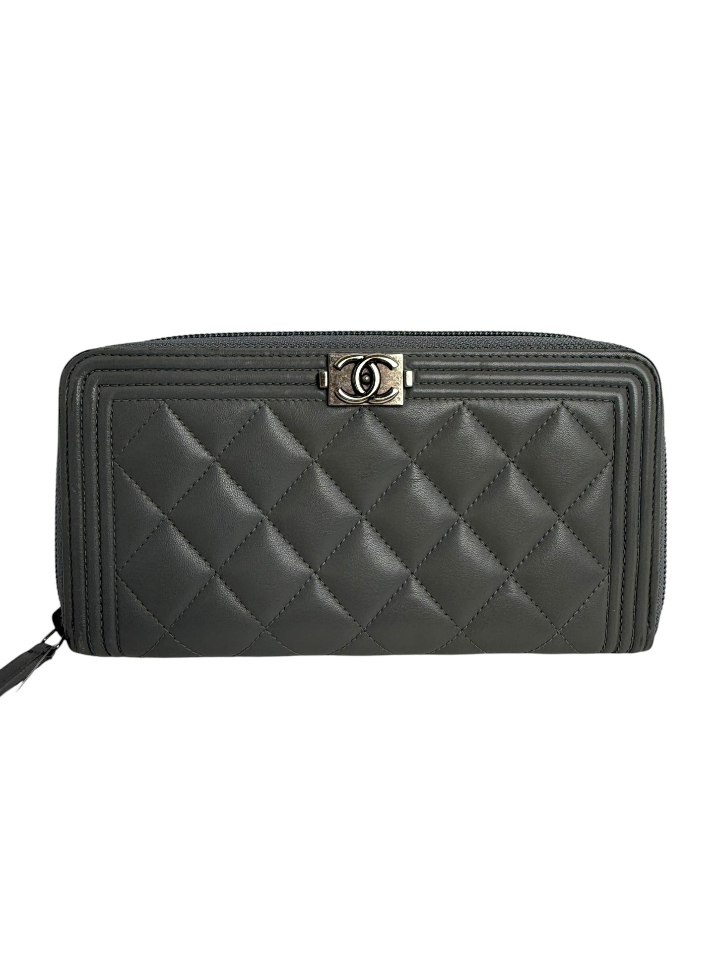 Chanel grey Boy Zip Wallet T6556