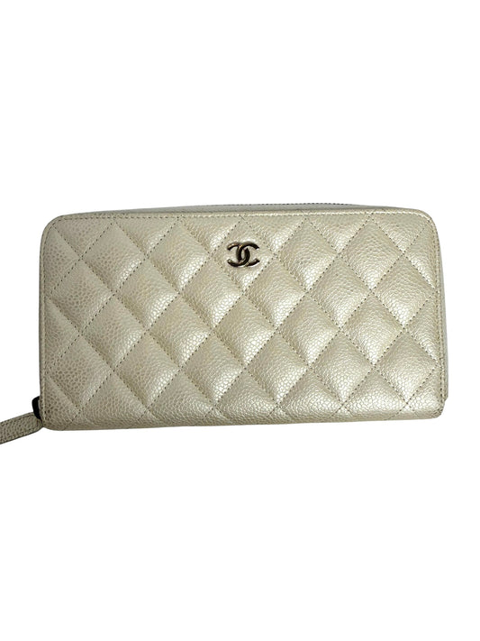 Chanel Iridescent White Caviar Zip Wallet T1004