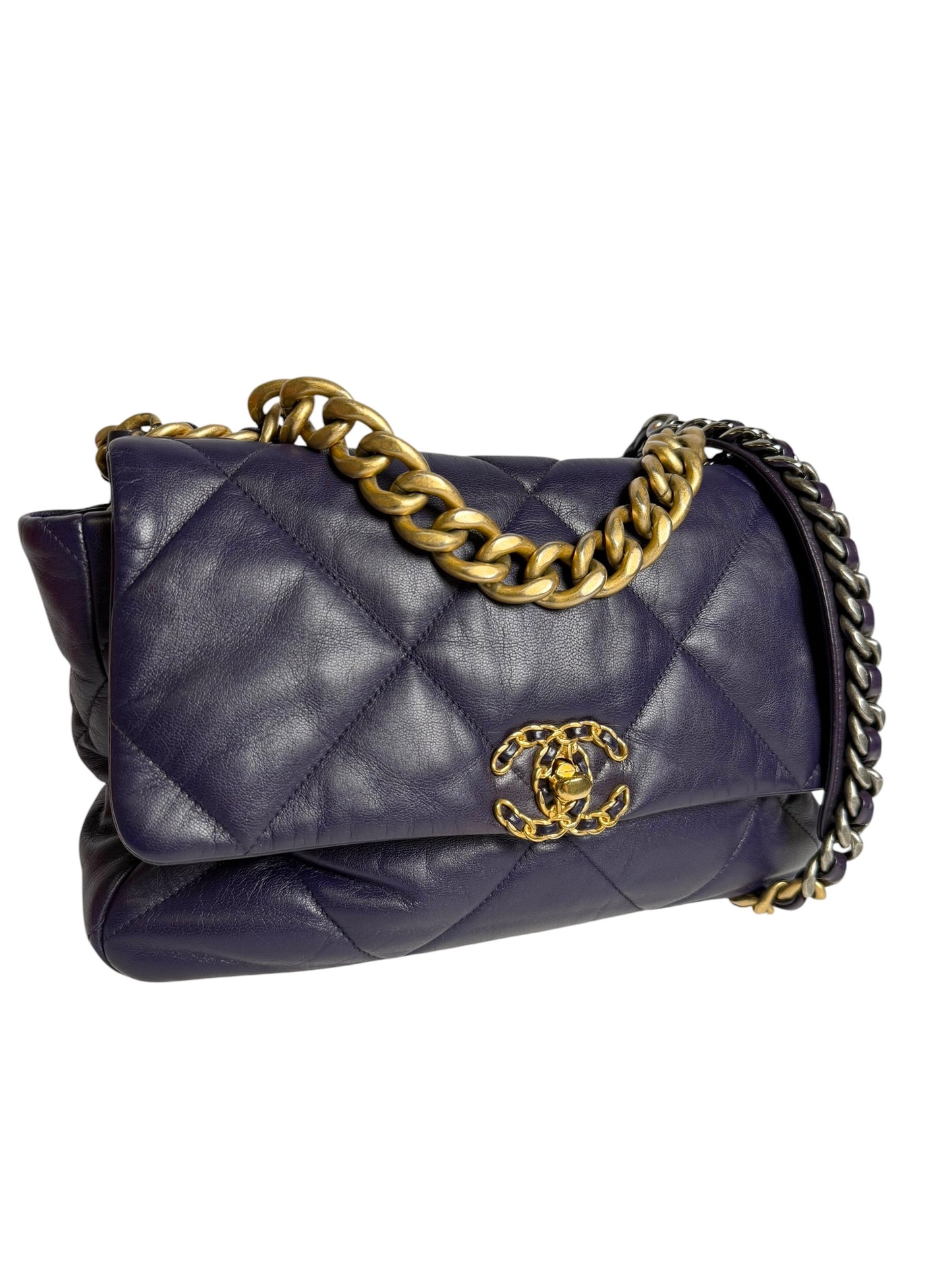 Chanel Purple 18 Flap Medium T7386