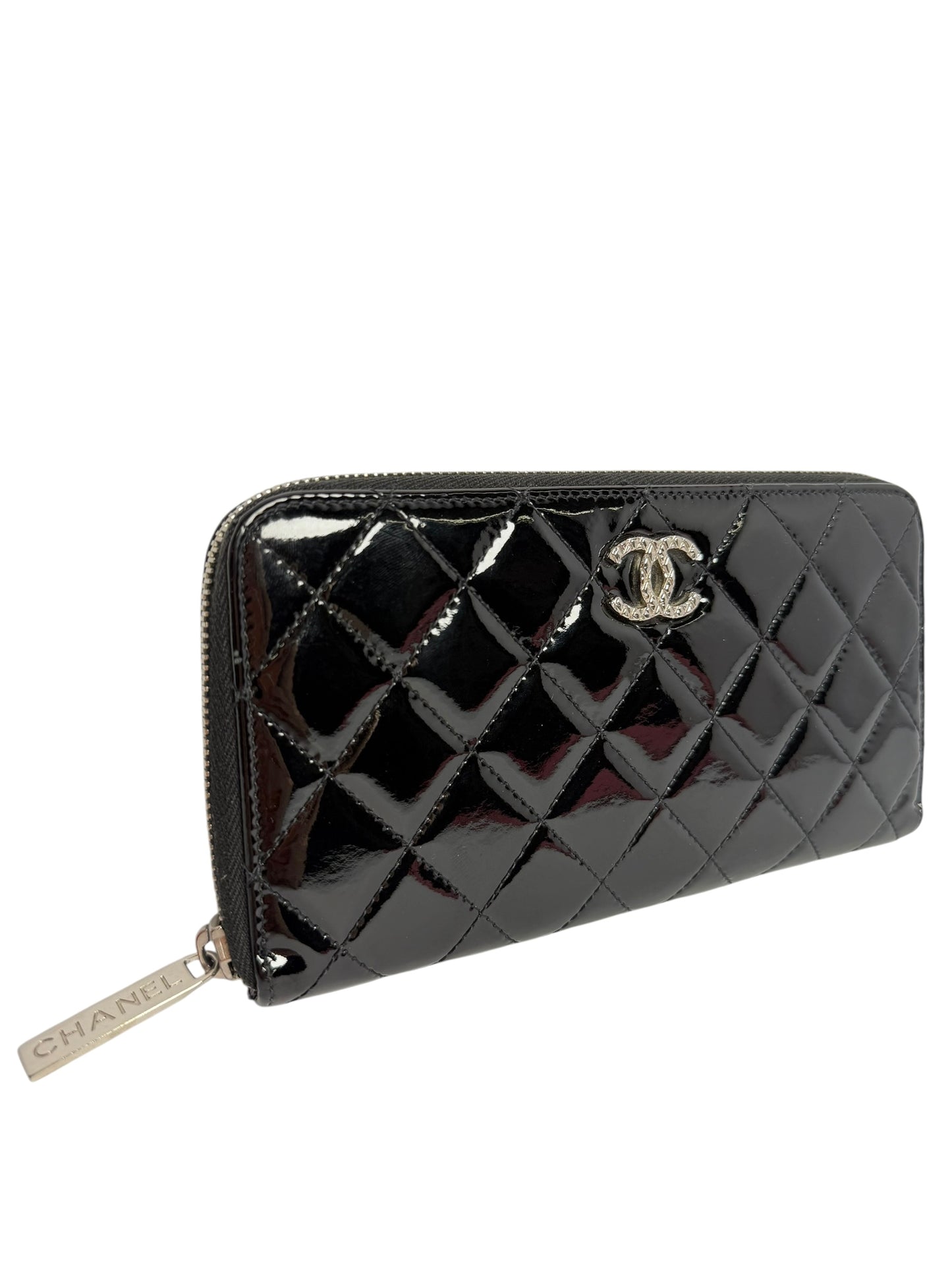 Chanel Black Zippy Wallet Matelasse