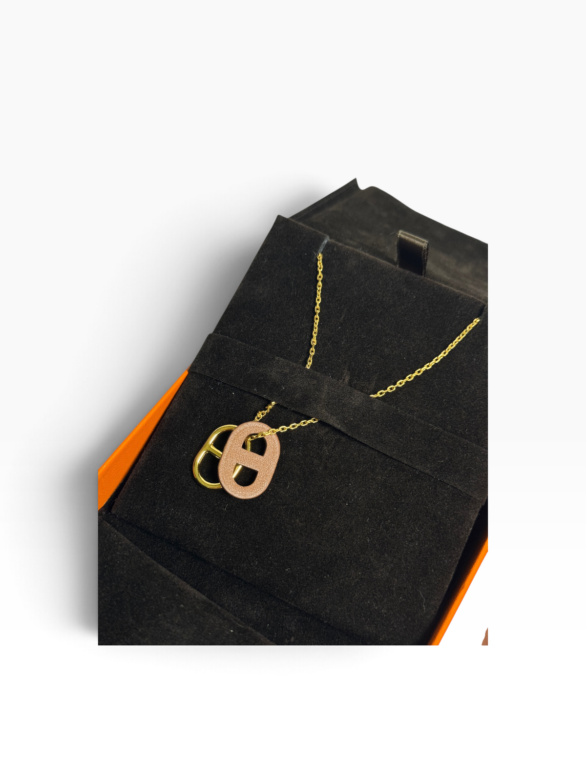 Hermes Swift O'Maillon Pendant Necklace Gold T8891