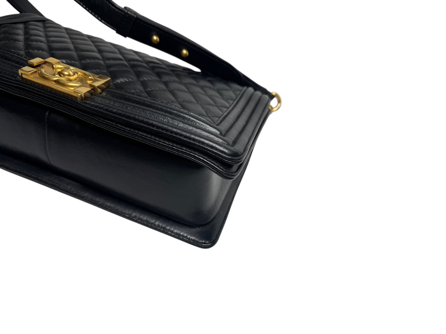 chanel boy medium black ghw