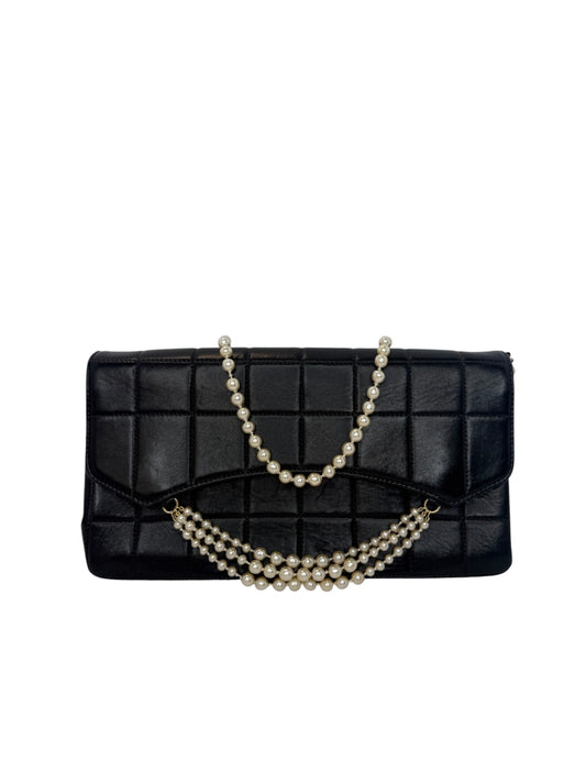 Chanel Black Chocolate Bar Lambskin Pearl Chain Shoulder Bag T3880
