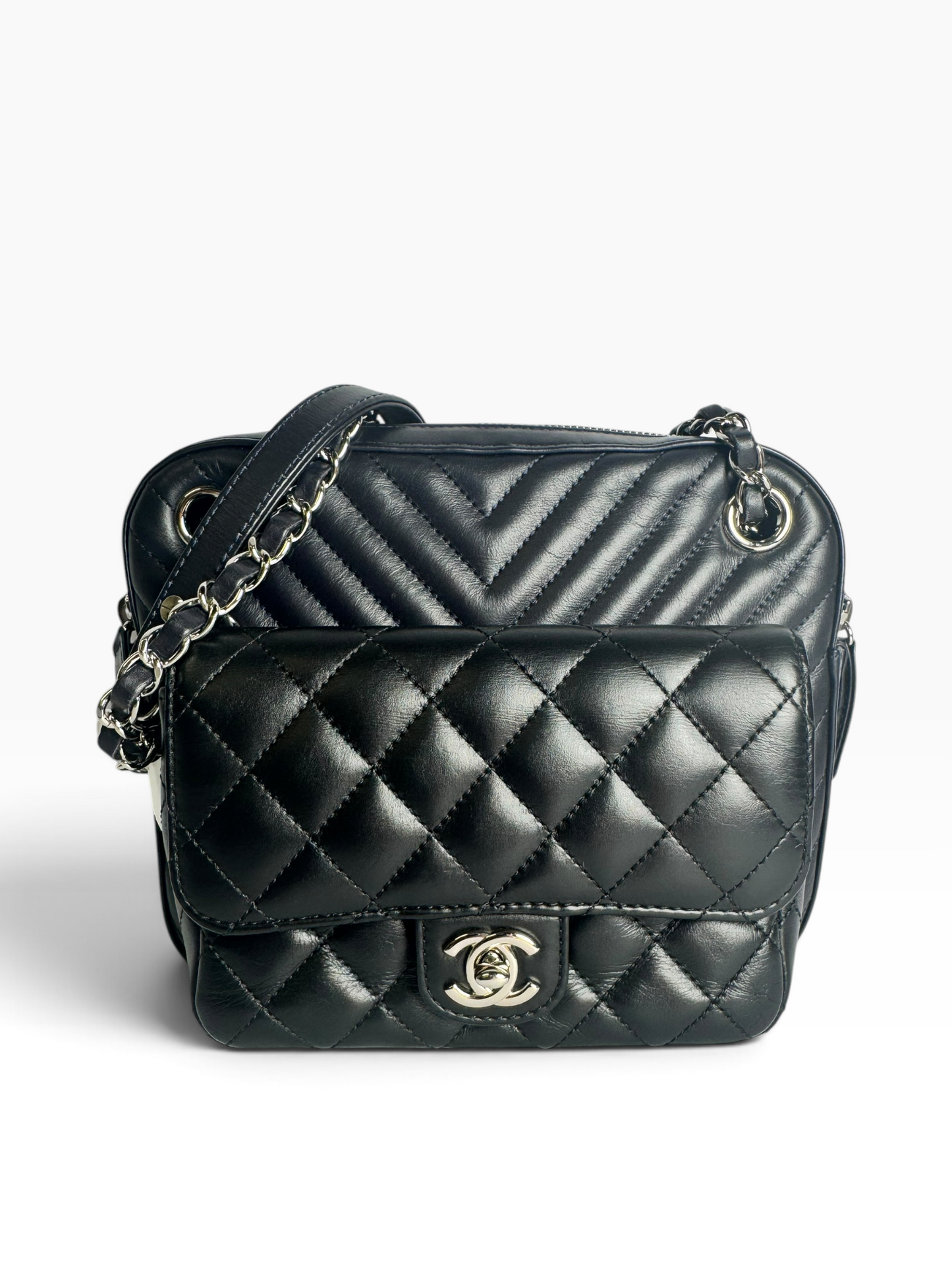 Chanel Front Flap Chevron Camera Bag Navy Black SHW T8115