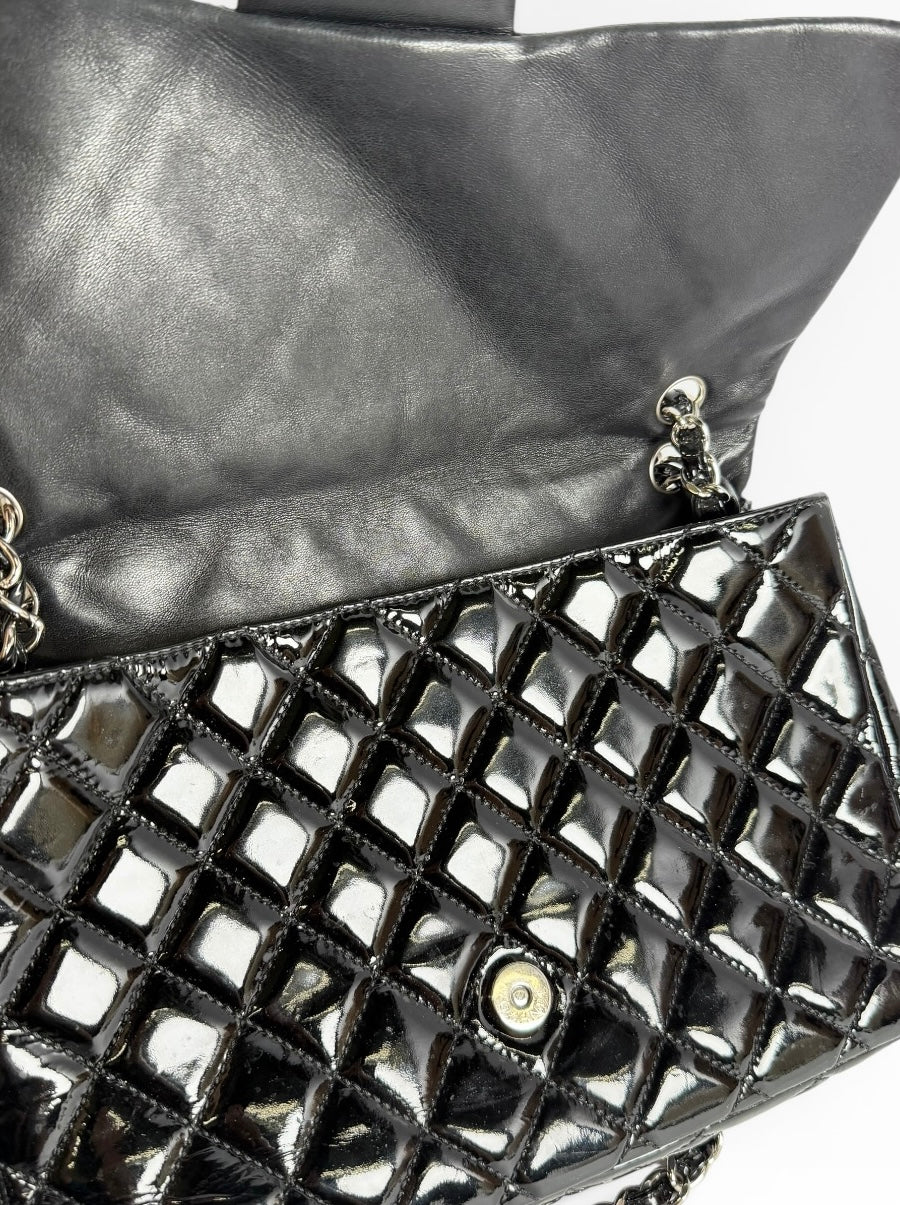 Chanel Patent Jumbo Single Flap Heart CC
