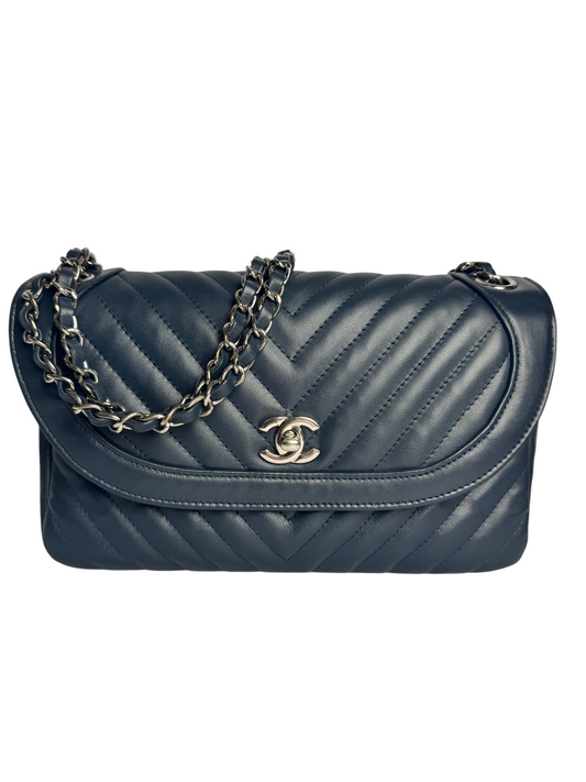 Chanel Navy Chevron Curve Flap SHW T6688