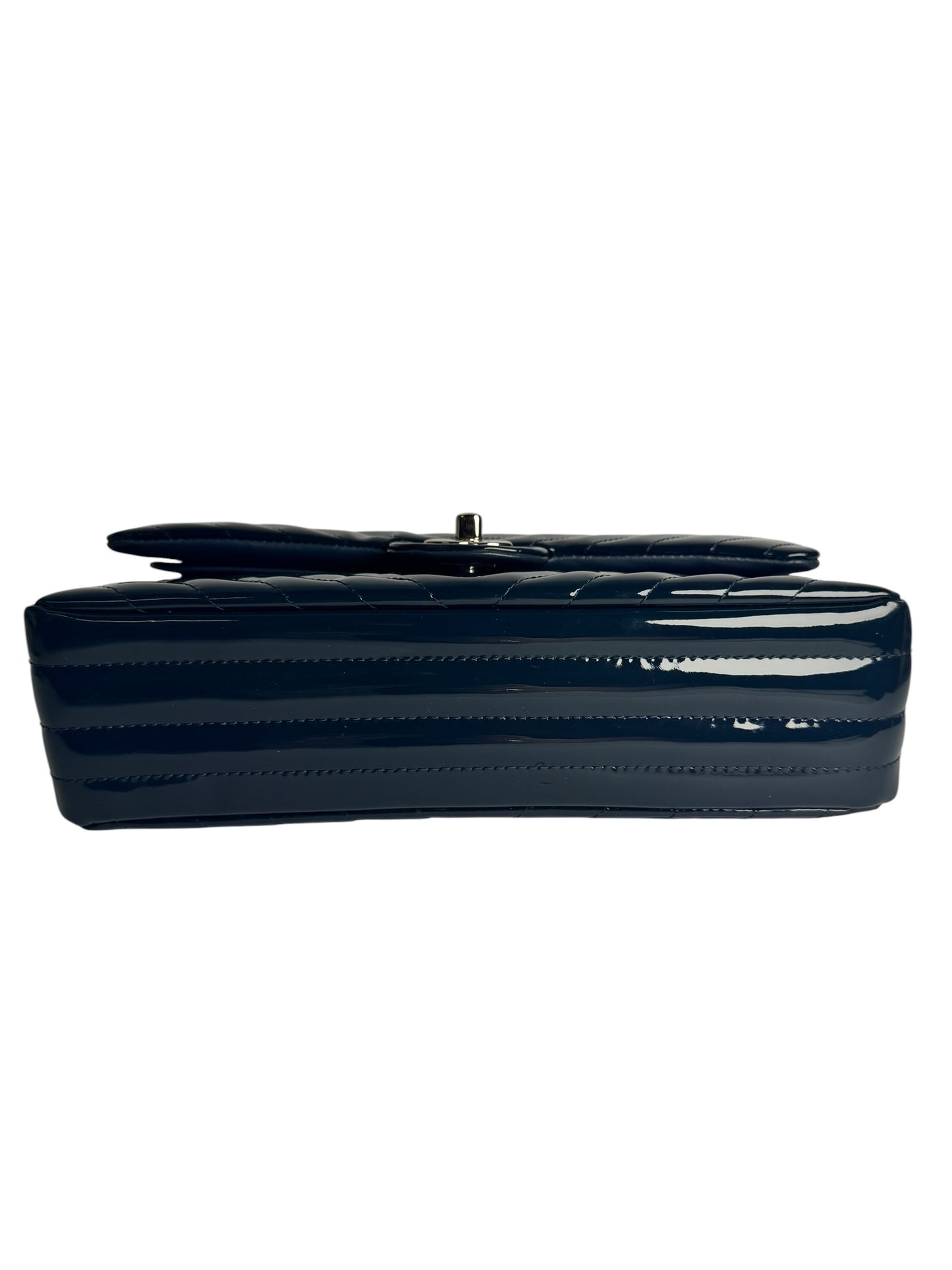 Chanel Patent Navy Chevron Medium Double Flap T6543
