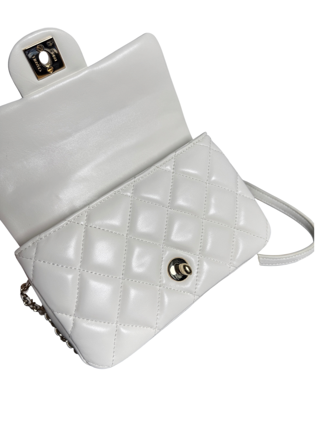 Chanel Mini White My Precious Pearls Flap Bag T9122
