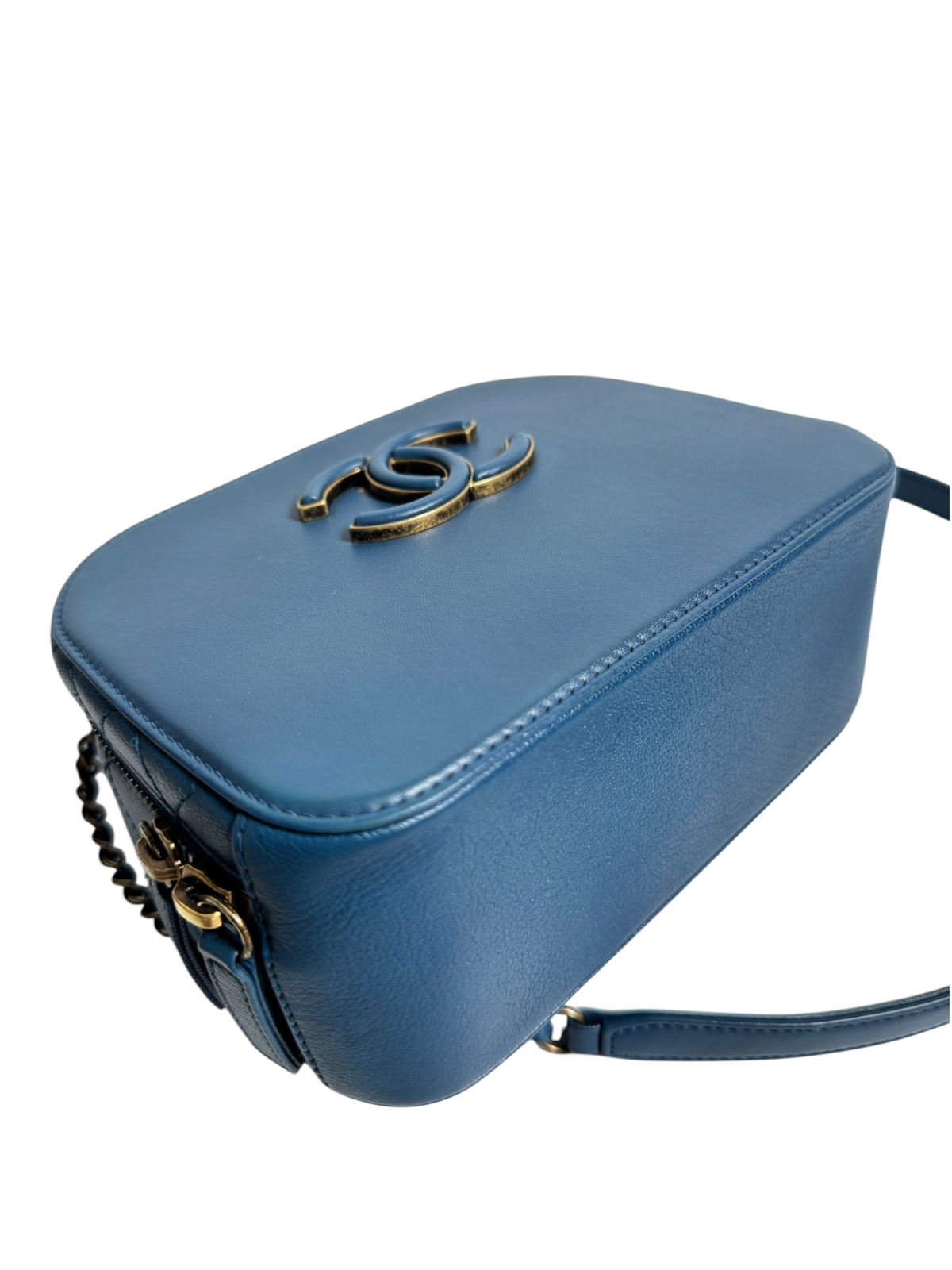 Chanel Blue Coco Curve Vanity Case T9125