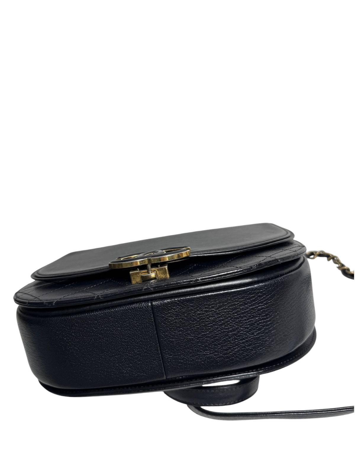 Chanel Black Coco Curve Flap Medium T9132