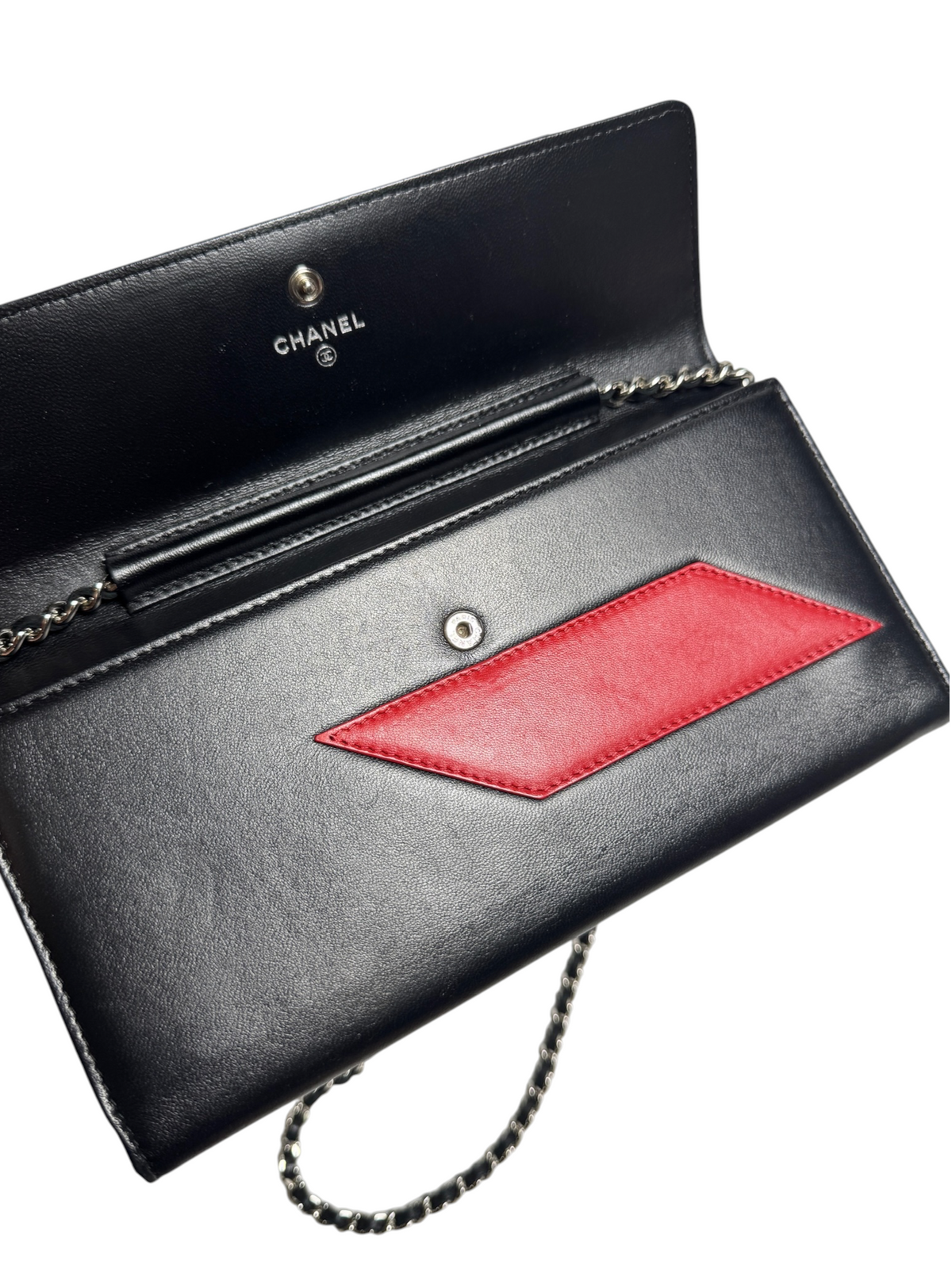Chanel Arline Clutch With Chain T9136