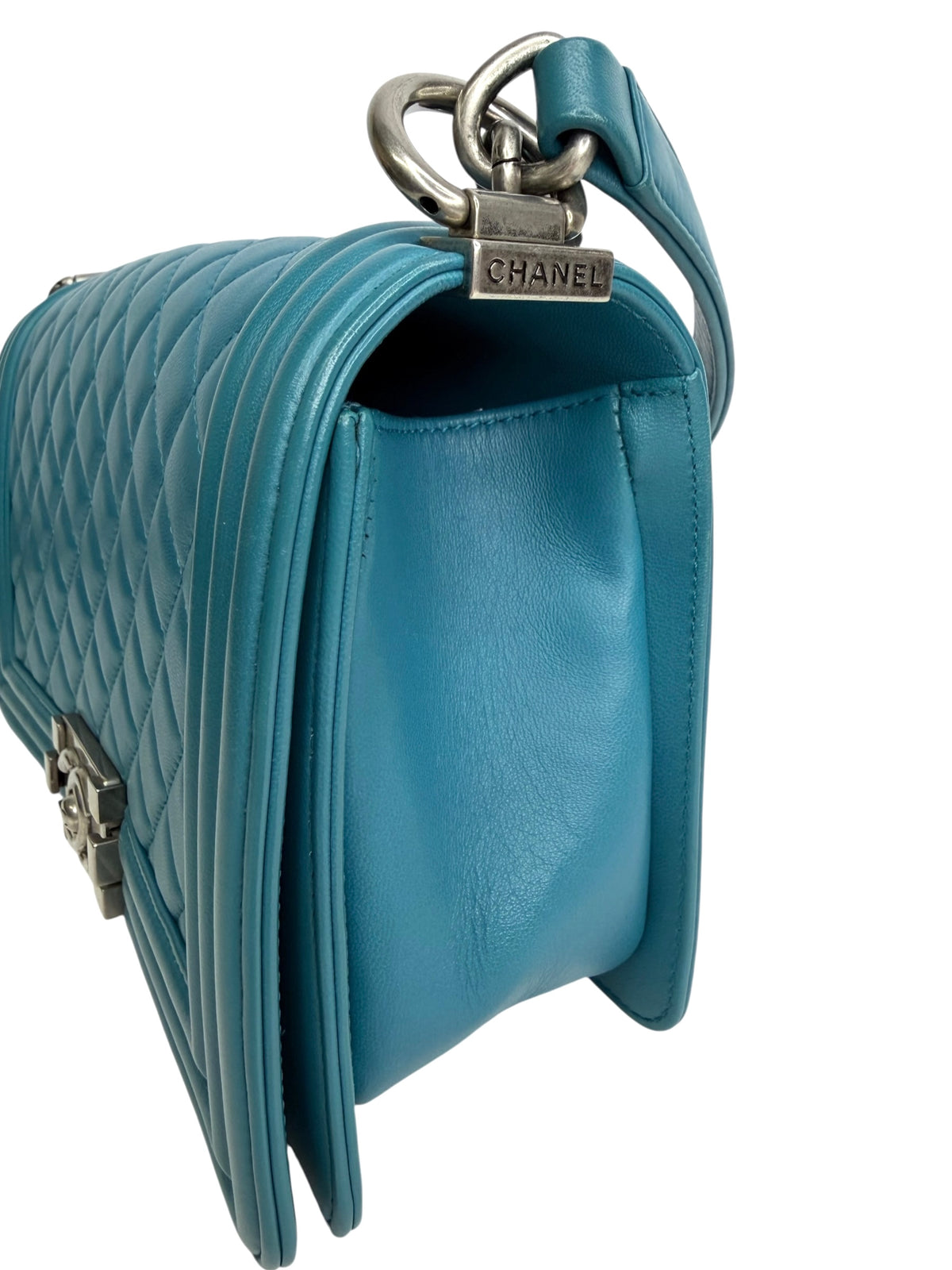 Chanel Blue Quilted Lambskin Medium Boy Bag T8807