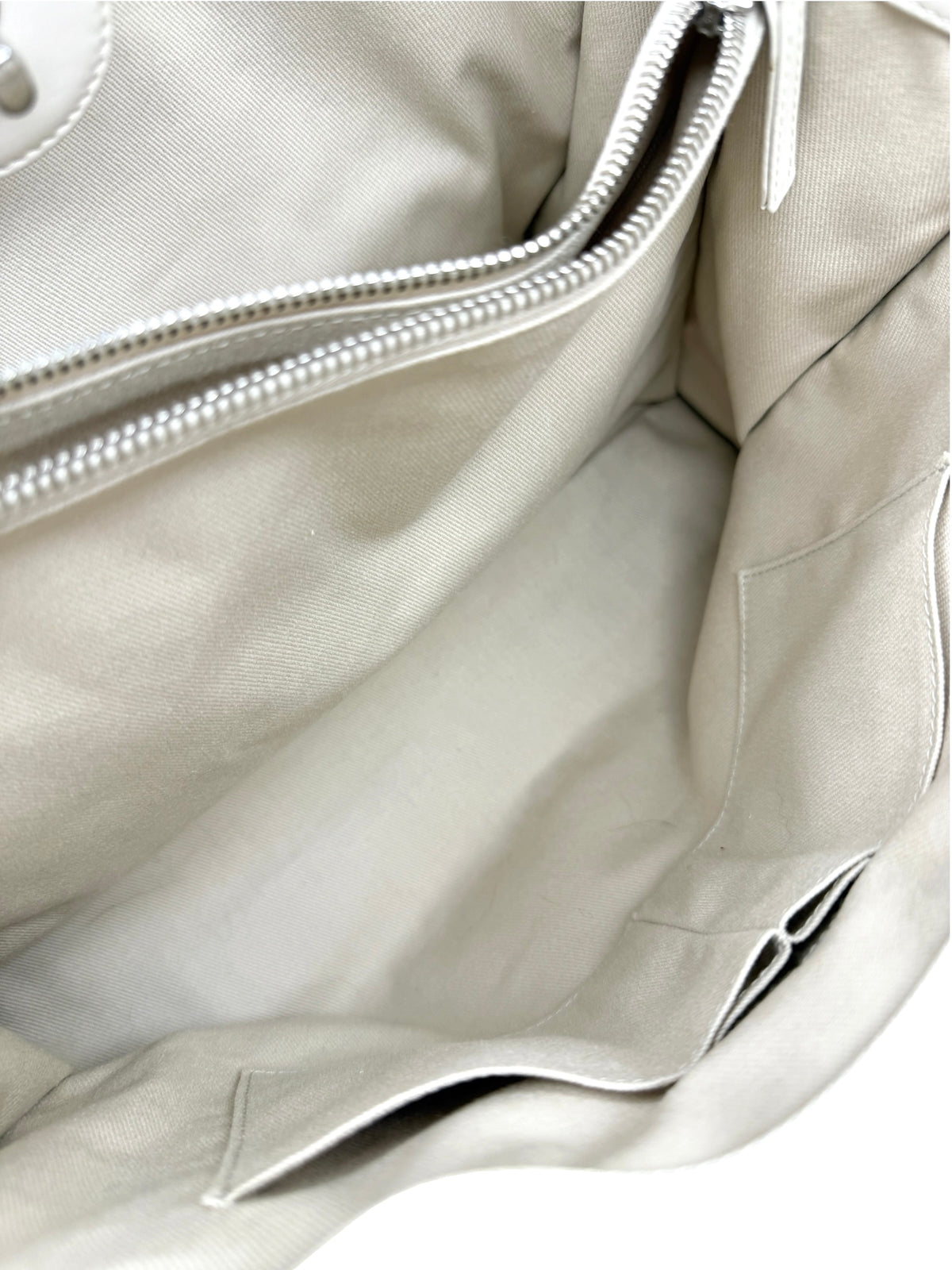 Chanel Ivory Perforated Up In The Air Tote SHW T8996