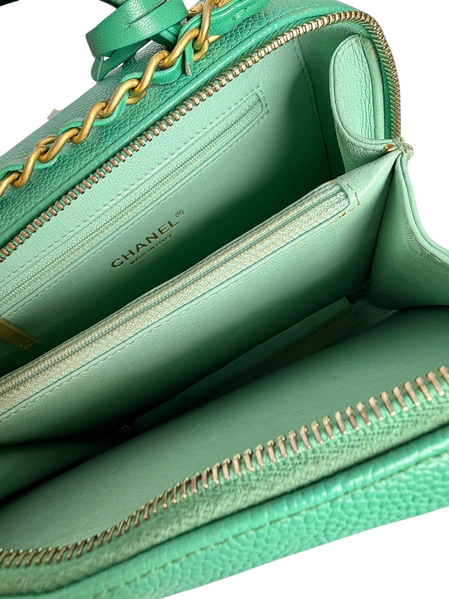 Chanel Green Caviar Filigree Vanity Bag Small