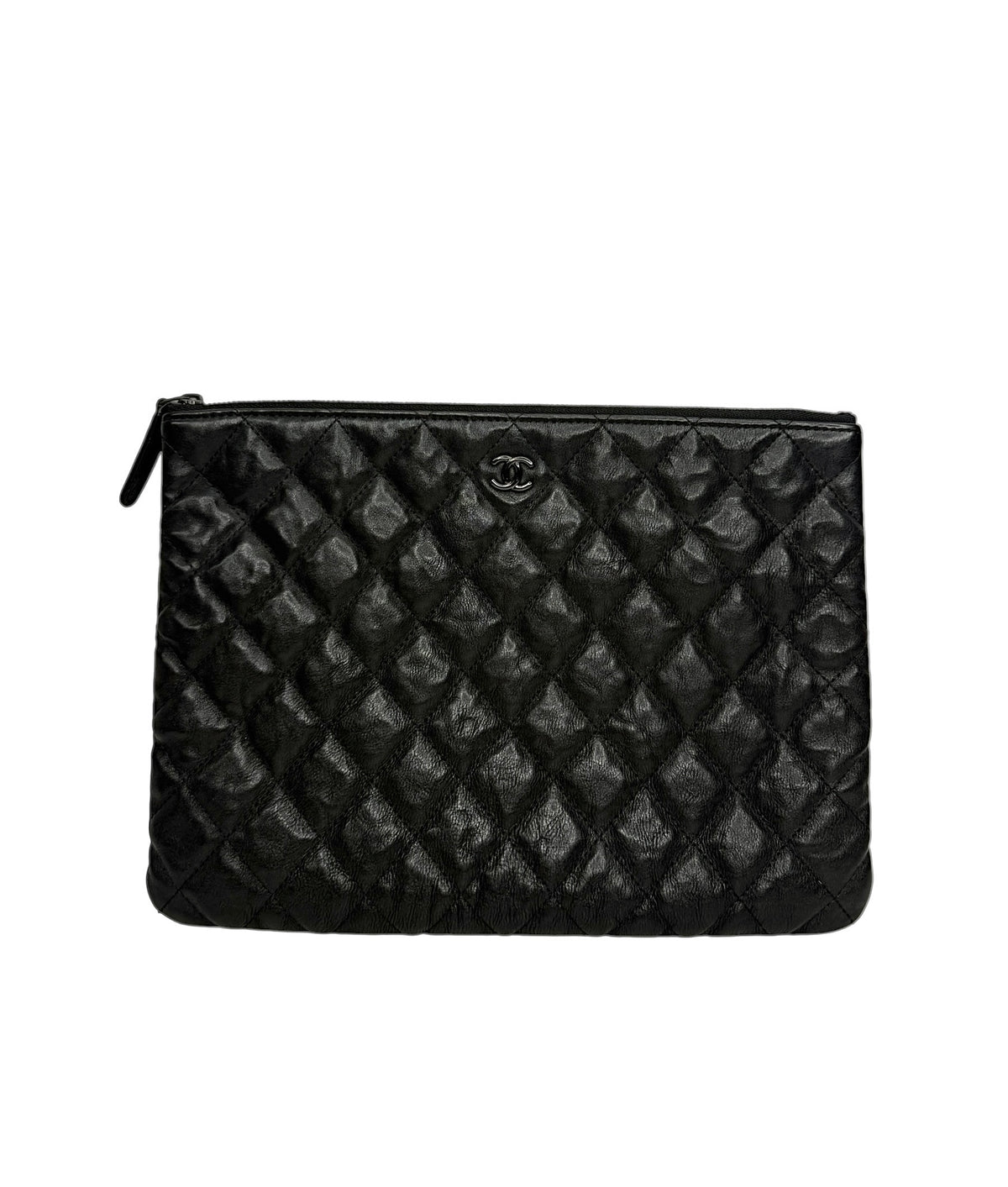 Chanel So Black Medium O Case T8953