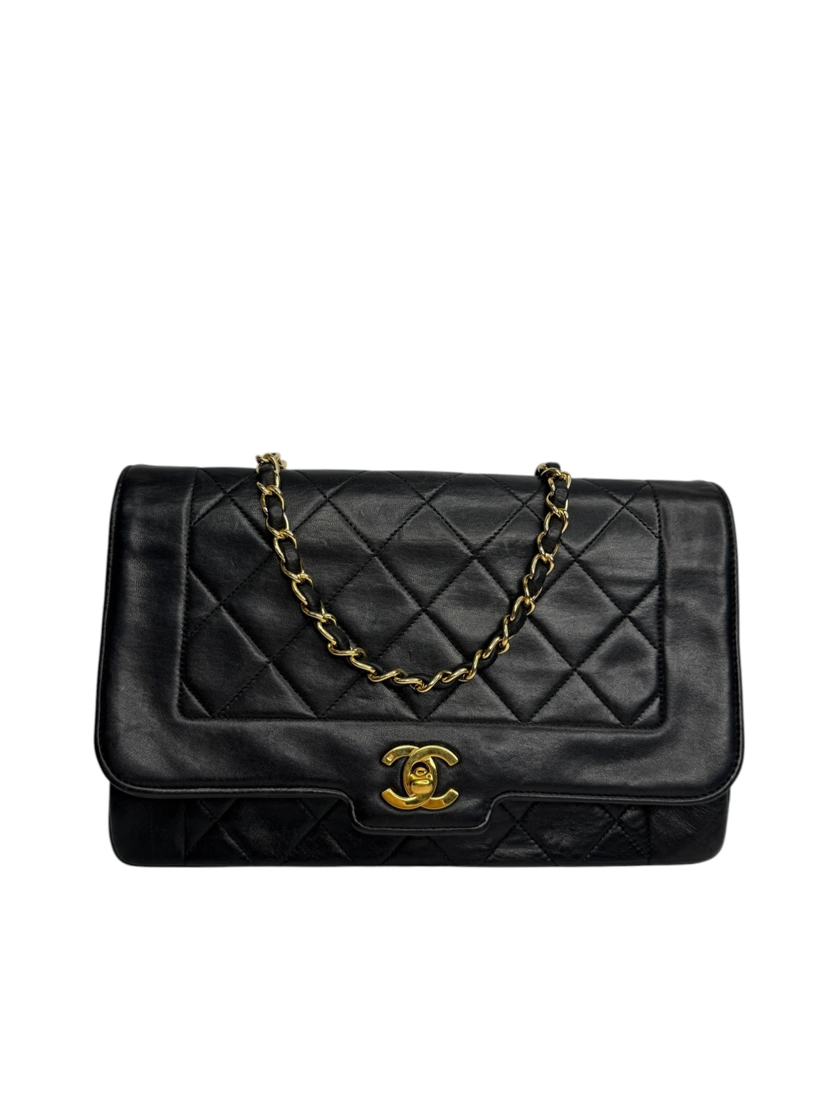 Chanel Vintage Black Lambskin Diana Flap Medium T8947