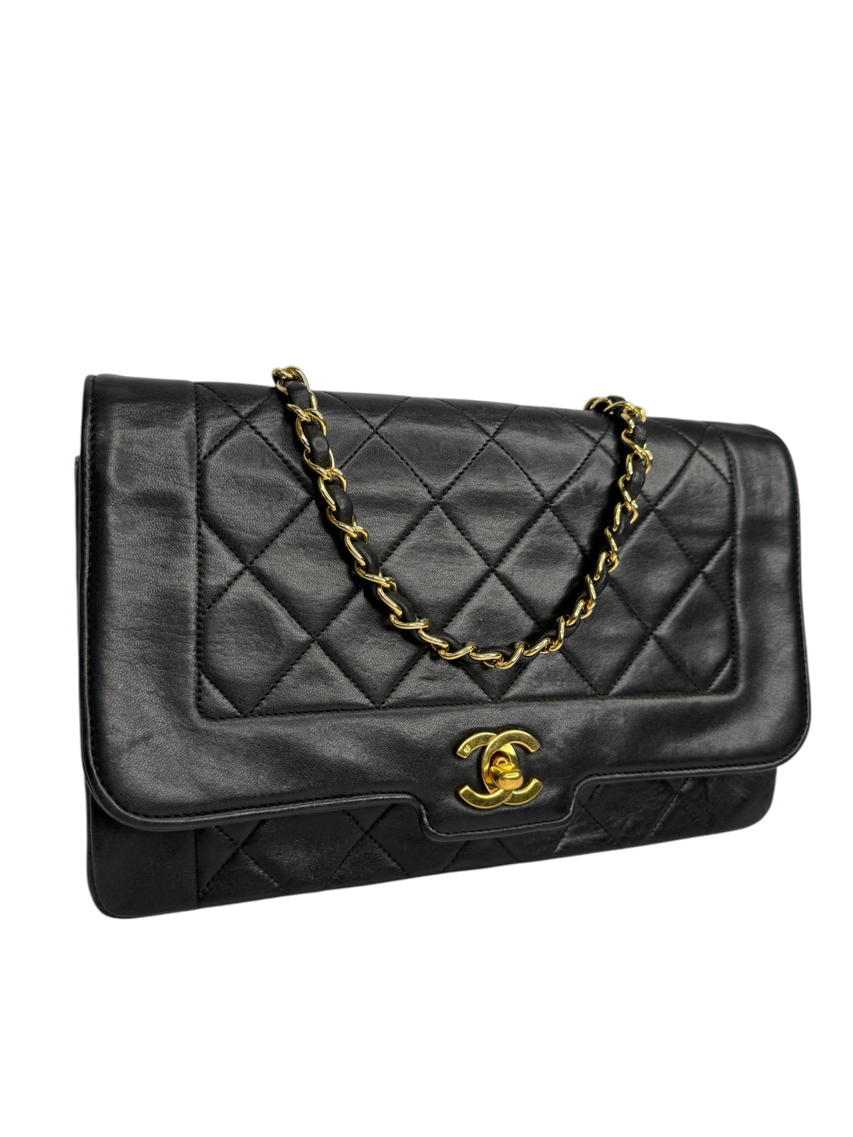 Chanel Vintage Black Lambskin Diana Flap Medium T8947