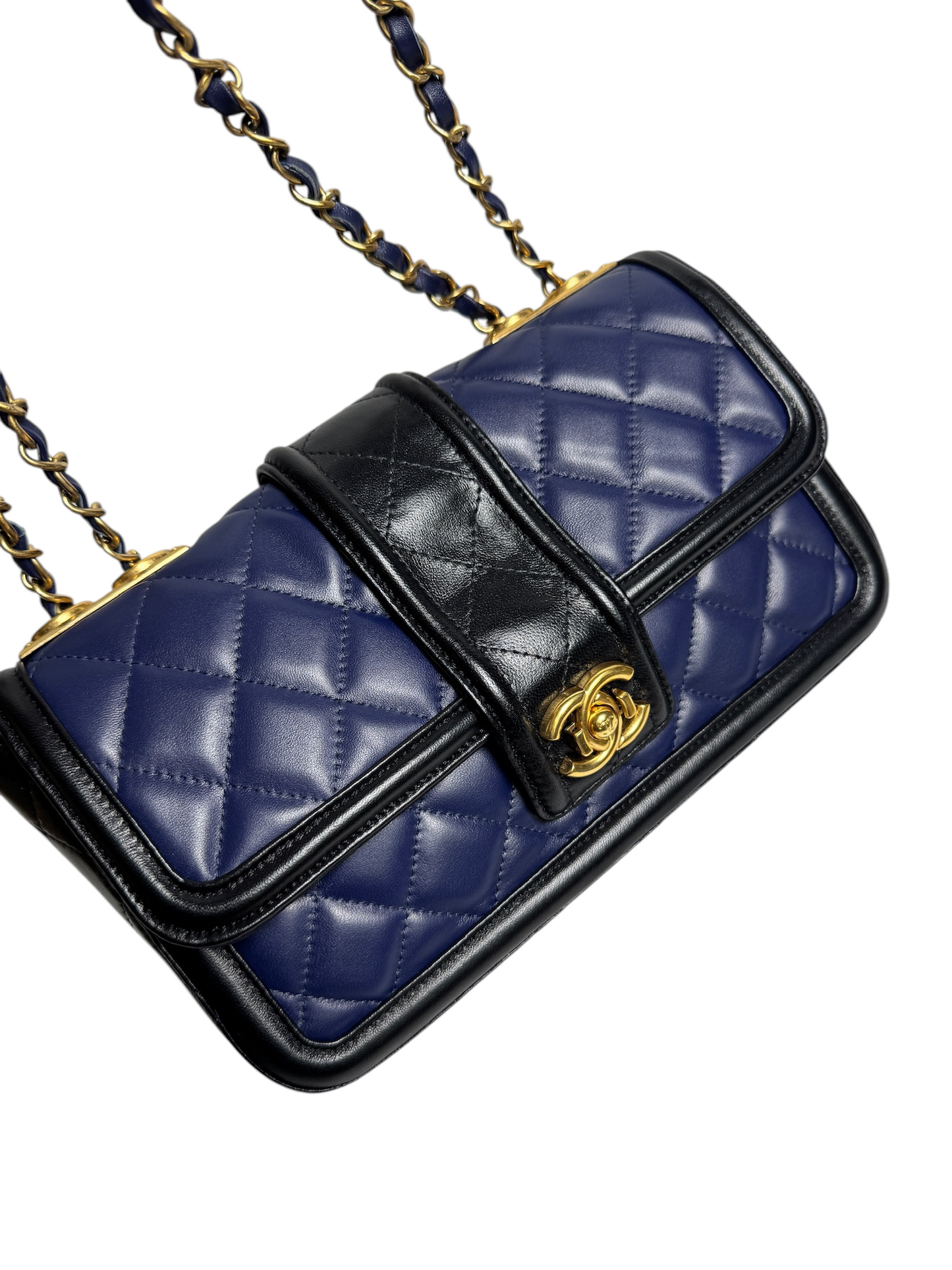 Chanel Navy Black Trim Flap GHW