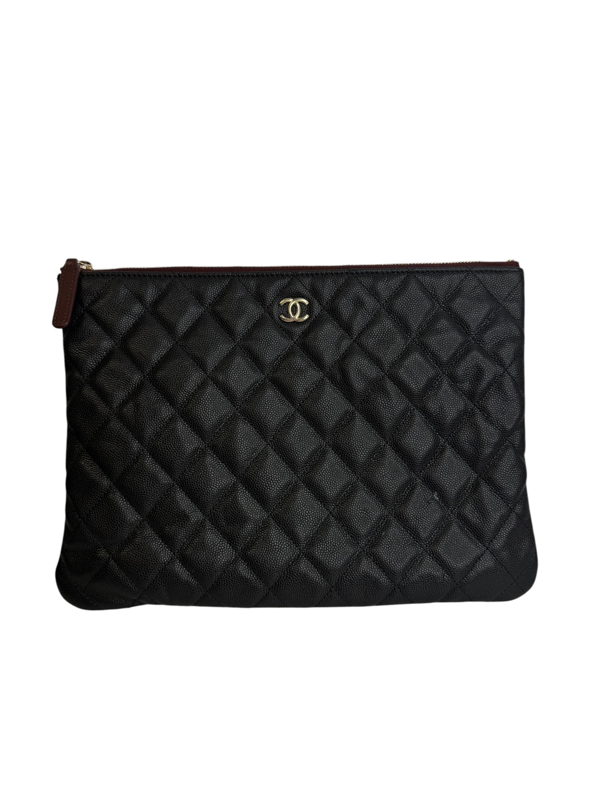 Chanel Black Caviar Medium O Case T9168
